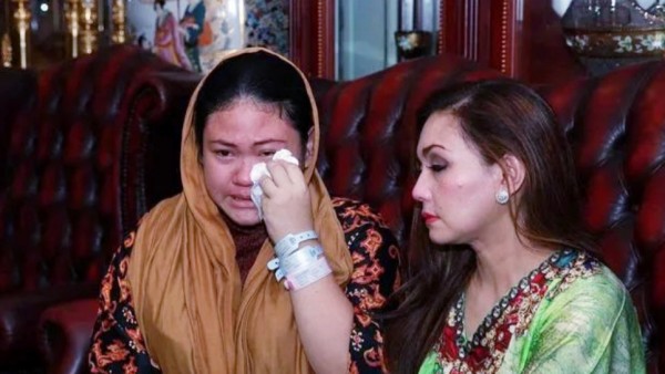 Nia Daniaty dan Olivia Nathalia (net)-1632637001