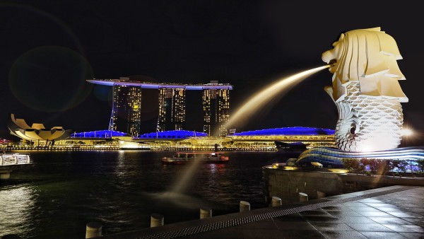 Patung Merlion ikon Singapura-1632735125
