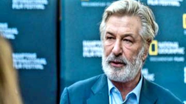 Alec Baldwin (net)-1634879504