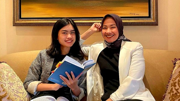 Alya Rohali dan Adjani (Instagram)-1633833055