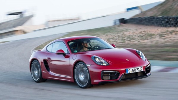 Porsche-1633078961