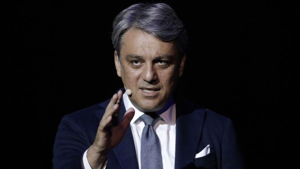 Renault-1633598639