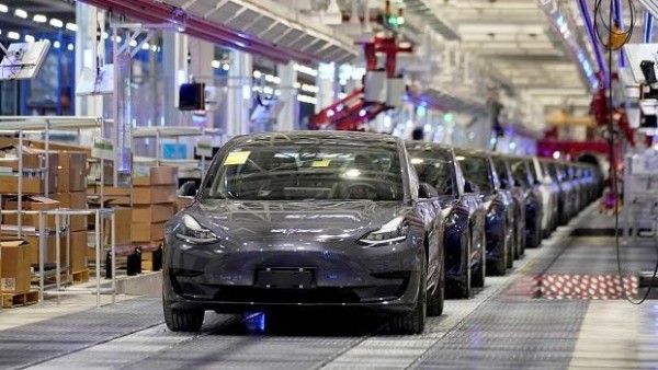 Tesla-1633667598