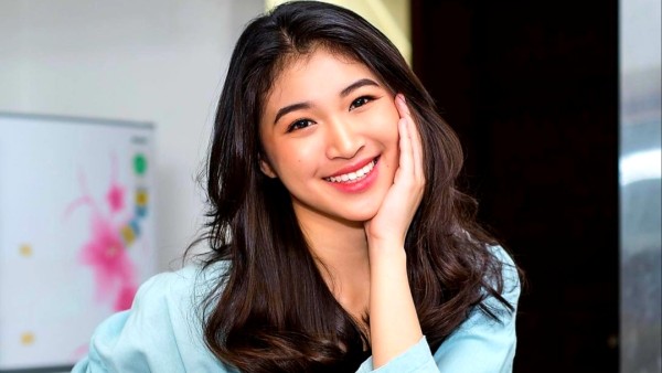 Shani JKT48 (Instagram)-1637126085