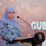 Gubernur Jatim Khofifah Indar Parawansa menyampaikan paparan saat penyerahan DIPA dan TKD tahun 2023 di Surabaya, Kamis (15/12/2022). (ANTARA/HO-Biro Adpim Jatim)-1671185717