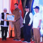 Gubernur Jatim minta kepala daerah bangun konektivitas hasil laut-1672111362