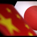 Ilustrasi - Bendera China dan Jepang. (ANTARA/Reuters/Dado Ruvic/Illustration/as)-1671184565