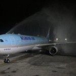 Ilustrasi penyambutan penerbangan perdana maskapai di Bandara Ngurah Rai Bali. (AP I)-1671173376