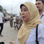 Kepala Perum Bulog Divisi Regional Lampung Etik Yulianti saat memberi keterangan. ANTARA/Ruth Intan Sozometa Kanafi.-1672383898