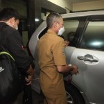 KPK bawa tiga koper usai geledah gedung DPRD Jatim-1671505031