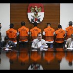 KPK panggil kepala Dinas Perdagangan Bangkalan terkait kasus korupsi-1671175478