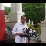 Menteri Perhubungan Budi Karya Sumadi di Kompleks Istana Kepresidenan, Jakarta, Senin (26/12). (ANTARA/Indra Arief Pribadi)-1672051933