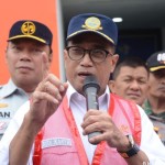 Menteri Perhubungan Budi Karya Sumadi saat meninjau kawasan Gadog Puncak, Bogor pada Jumat (30/12/2022). (Kemenhub)-1672383759