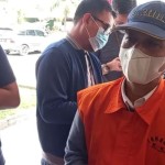 Pelimpahan tersangka kasus suap Unila ke Rutan Bandarlampung Karomani. Bandarlampung, Senin, (19/12/2022). (ANTARA/HO)-1671437420