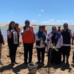Penanaman mangrove guna memitigasi bahaya tsunami di Pantai Soge, Kabupaten Pacitan, Jawa Timur, Ahad (18/12/2022). (FOTO ANTARA/HO-BNPB)-1671419472