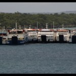 Sejumlah kapal Ferry berlabuh di pelabuhan penyeberangan Bolok, Kabupaten Kupang, NTT. ANTARA/Kornelis Kaha-1672112091