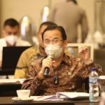 Senator asal Kalimantan Tengah Agustin Teras Narang saat mengikuti rapat di Komite II DPD RI di Jakarta, Senin (5/12/2022). ANTARA/HO-Tim Teras Narang-1670290936