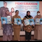 Bunda PAUD Babel serahkan 6.000 buku anak usia dini-1673412204