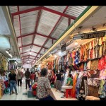 Dokumentasi - Suasana di Pasar Beringharjo Yogyakarta menjelang libur Lebaran 2022 (22/4/2022) (ANTARA/Eka AR)-1672999014