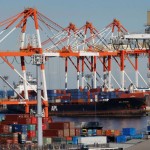 Foto Dokumen: Kontainer terlihat di pelabuhan industri di Yokohama, Jepang, 16 Januari 2017. ANTARA/REUTERS/Kim Kyung-Hoon-1673494094