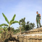 Ganjar minta Pemkot Semarang perbarui konstruksi tanggul cegah banjir-1673496075