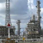 Ilustrasi - Harga minyak dunia turun. (ANTARA/Shuuterstock/pri.)-1672904933