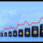 Ilustrasi - Harga minyak naik, dengan peta Dunia di latar belakang. ANTARA/Shutterstoc/pri. (ANTARA/Shutterstoc)-1672975905