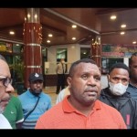 Keluarga Lukas Enembe desak KPK buka akses untuk jenguk-1674092658