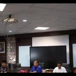 Komisi V DPRD Sumbar menerima guru lulusan passing grade 2021 yang belum mendapatkan penempatan di Gedung DPRD Sumbar pada Kamis (5/1). (ANTARA/Mario SN)-1672971511