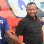 Manajer Persipura Jayapura Yan Permenas Mandenas (kemeja hitam) (ANTARA/HO-Media officer Persipura Jayapura)-1672823266