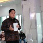 Menteri BUMN Erick Thohir dalam konferensi pers di Jakarta, Senin (2/1/2022). ANTARA/Aji Cakti-1672645409