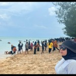 Pantai Toronipa di Konawe dipadati pengunjung saat libur Imlek 2023-1674459146