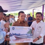 Pemprov Kepri bantu alat tangkap bagi nelayan di Natuna-1673412032