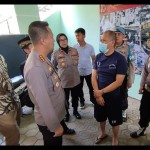 Polisi menginterogasi pelaku kreator video mesum di Kabupaten Bandung, Jawa Barat, Jumat (6/1/2022). ANTARA/Bagus Ahmad Rizaldi-1672991960
