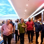 Presiden Jokowi kunjungi pusat perbelanjaan di Manado-1674177208