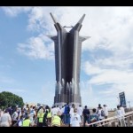 Salah satu ikon Kabupaten Bogor, Tugu Pancakarsa di Simpang Sirkuit Sentul, Kabupaten Bogor, Jawa Barat. (ANTARA/M Fikri Setiawan)-1673838573