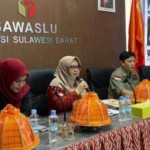 Aplikasi Bawaslu permudah pengawasan pemilu di Sulbar-1675998703