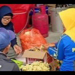 BPBD-Damkar Parepare diminta bersihkan sisa lumpur banjir-1675388781