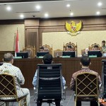 Johnny G Plate-1695810173