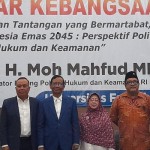 Mahfud MD-1702453812