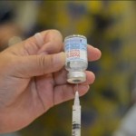 vaksinasi COVID-19-1702268120