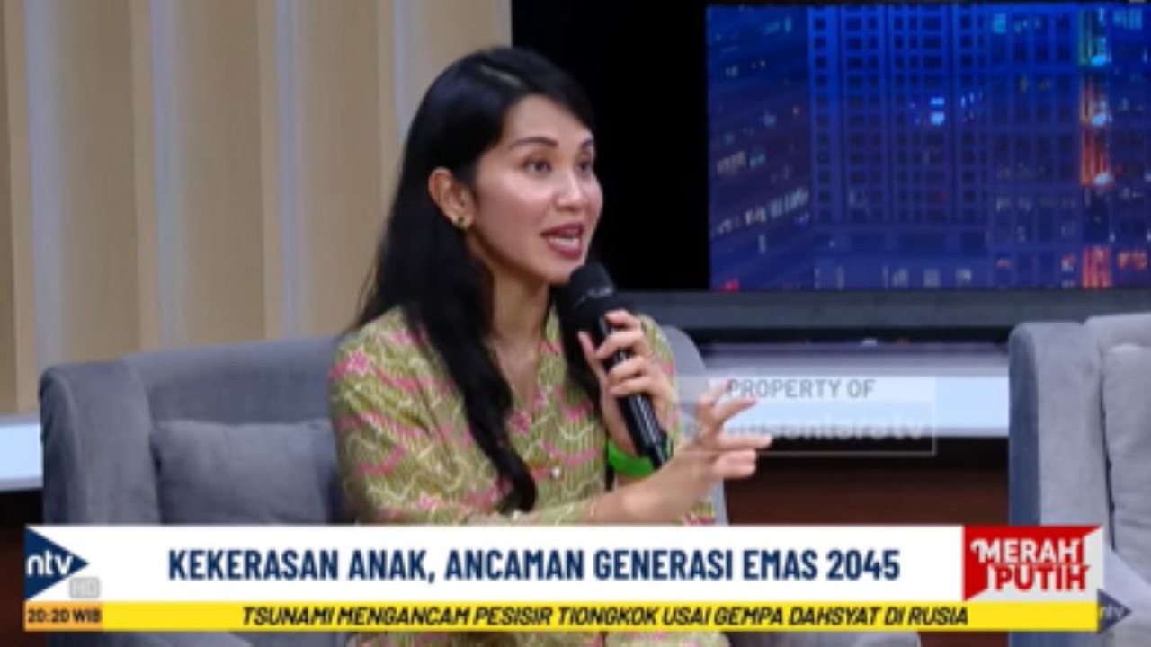 Chief of Public Affairs Grab Indonesia Tirza Munusamy dalam program Merah Putih di Nusantara TV