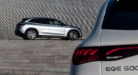 Mercedes-Benz-1756866080