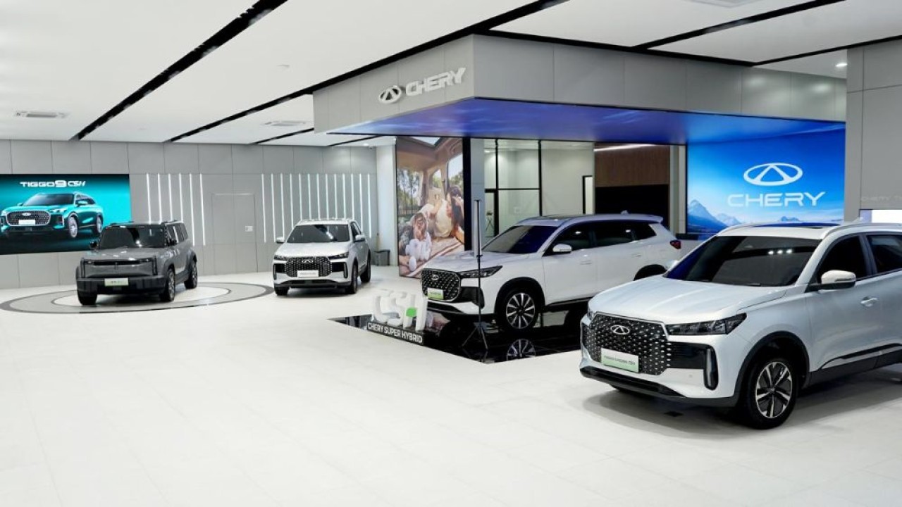 PT Chery Sales Indonesia (CSI) kembali memperluas jaringan layanannya dengan meresmikan dealer Chery Wonder Pajajaran Bogor sebagai dealer resmi ke-66. (Foto: Istimewa)