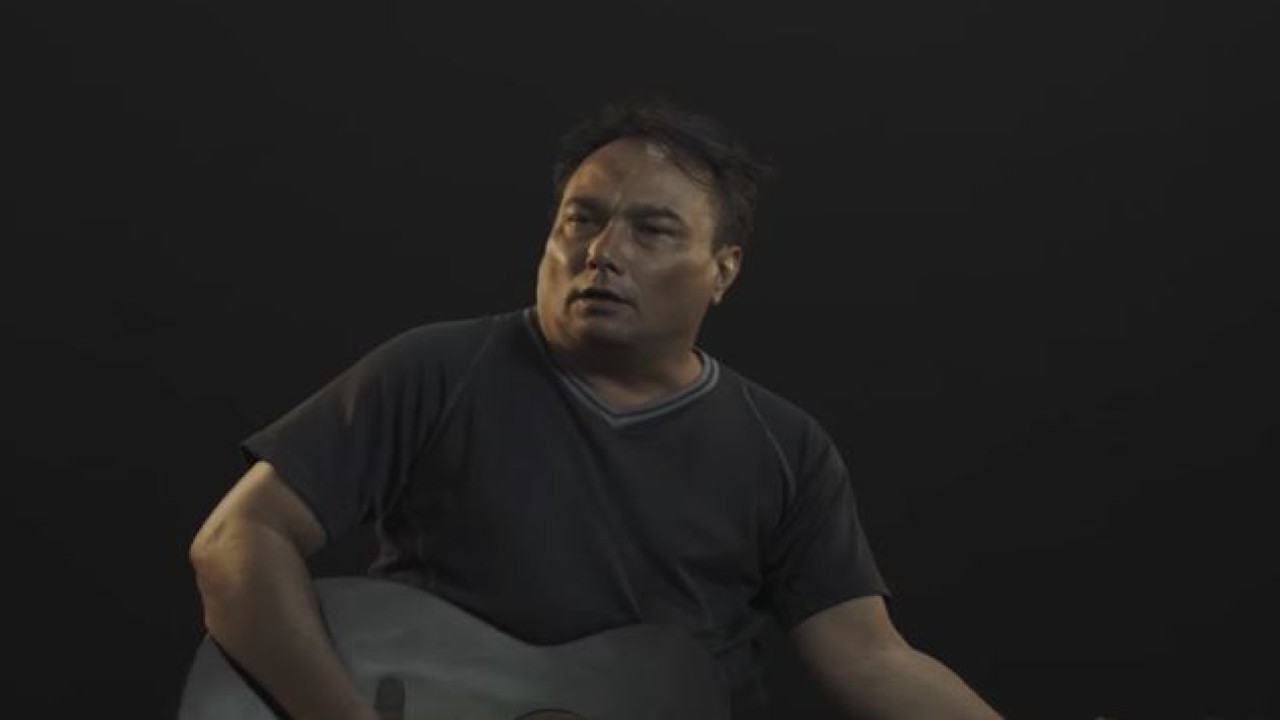 Ecky Lamoh/youtube musik bagus indonesia