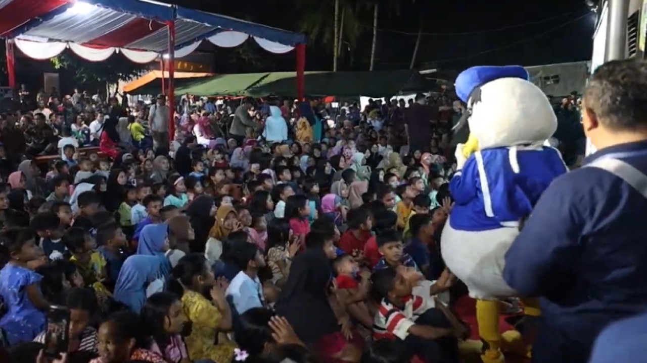 Warga menanti pergantian tahun baru bersama Presiden Prabowo Subianto. (Foto: Istimewa)