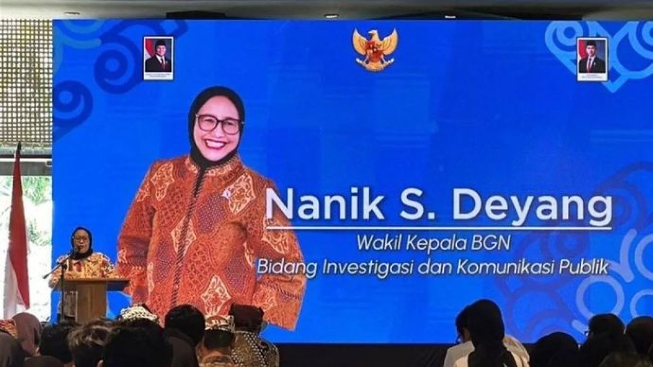 Arsip foto - Wakil Kepala BGN bidang Komunikasi Publik dan Investigasi Nanik Sudaryati Deyang saat memberi pengarahan kepada para kepala SPPG se-Kabupaten Banyuwangi, Jawa Timur, Sabtu 24 Januari 2026. ANTARA/HO-BGN/am. (Antara)