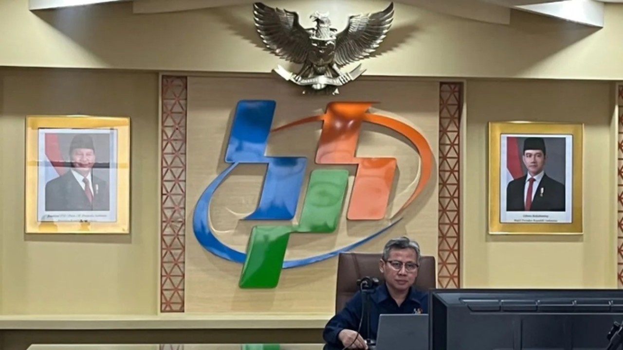 Deputi Bidang Statistik Distribusi dan Jasa BPS Ateng Hartono dalam konferensi pers rilis berita resmi BPS di Jakarta, Senin 2 Februari 2026 .(ANTARA/AMuzdaffar Fauzan) (Antara)
