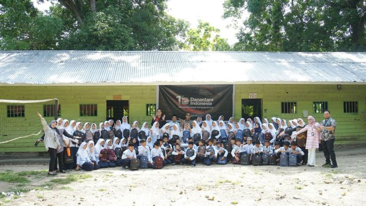 1 Tahun Danantara Indonesia, Pegadaian Dukung Pemerintah Memperkuat Fondasi untuk Masa Depan Generasi Indonesia. (Pegadaian)