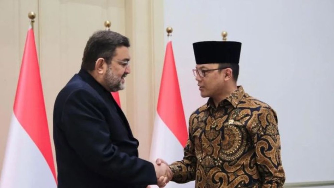 Menteri Luar Negeri (Menlu) Sugiono dan Duta Besar Iran untuk RI Mohammad Boroujerdi. (Foto: Istimewa)